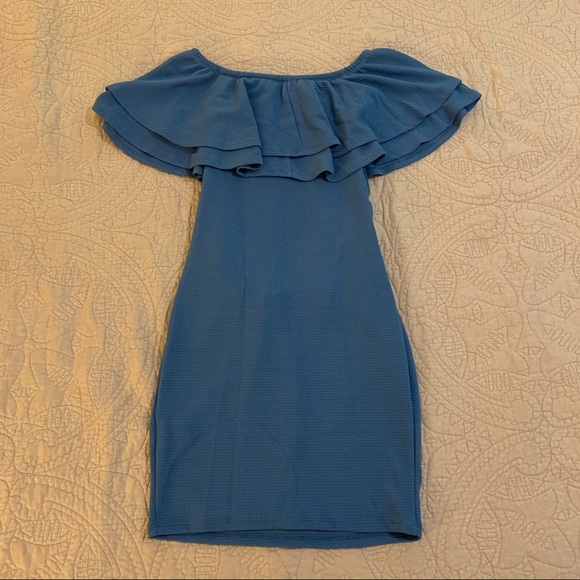 La Clef | Off-shoulder Ruched Maternity Dress - Picture 4 of 4
